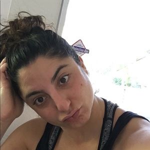 Meet your Posher, Haleh